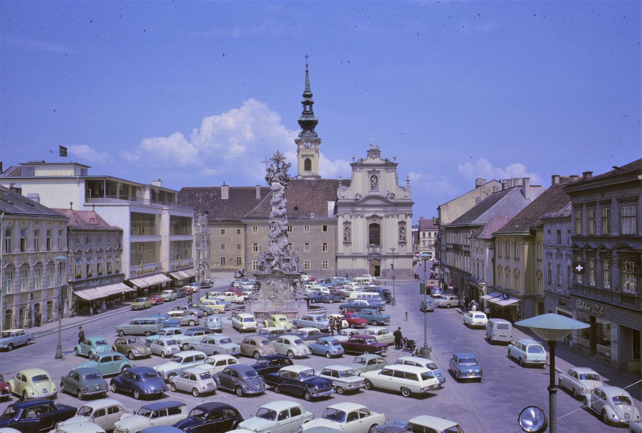 St. Pöltner Rathausplatz 1964